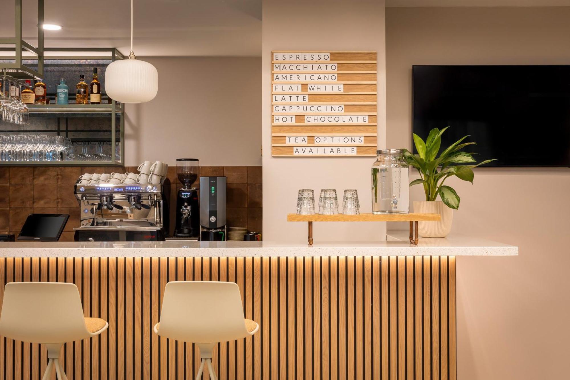 Voco Zeal Exeter Science Park, By Ihg Hotel 4*