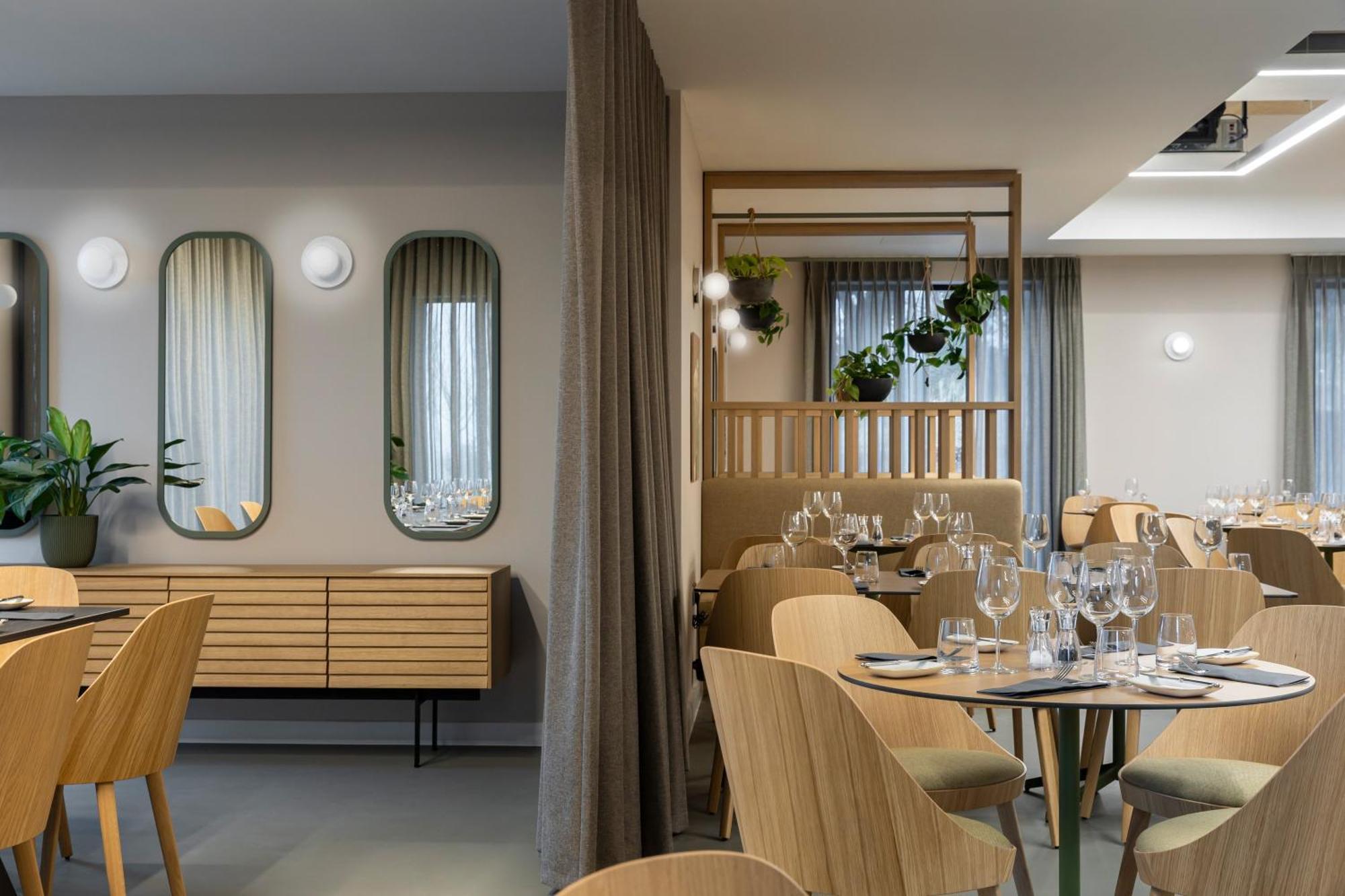 Voco Zeal Exeter Science Park, By Ihg Clyst Saint Mary