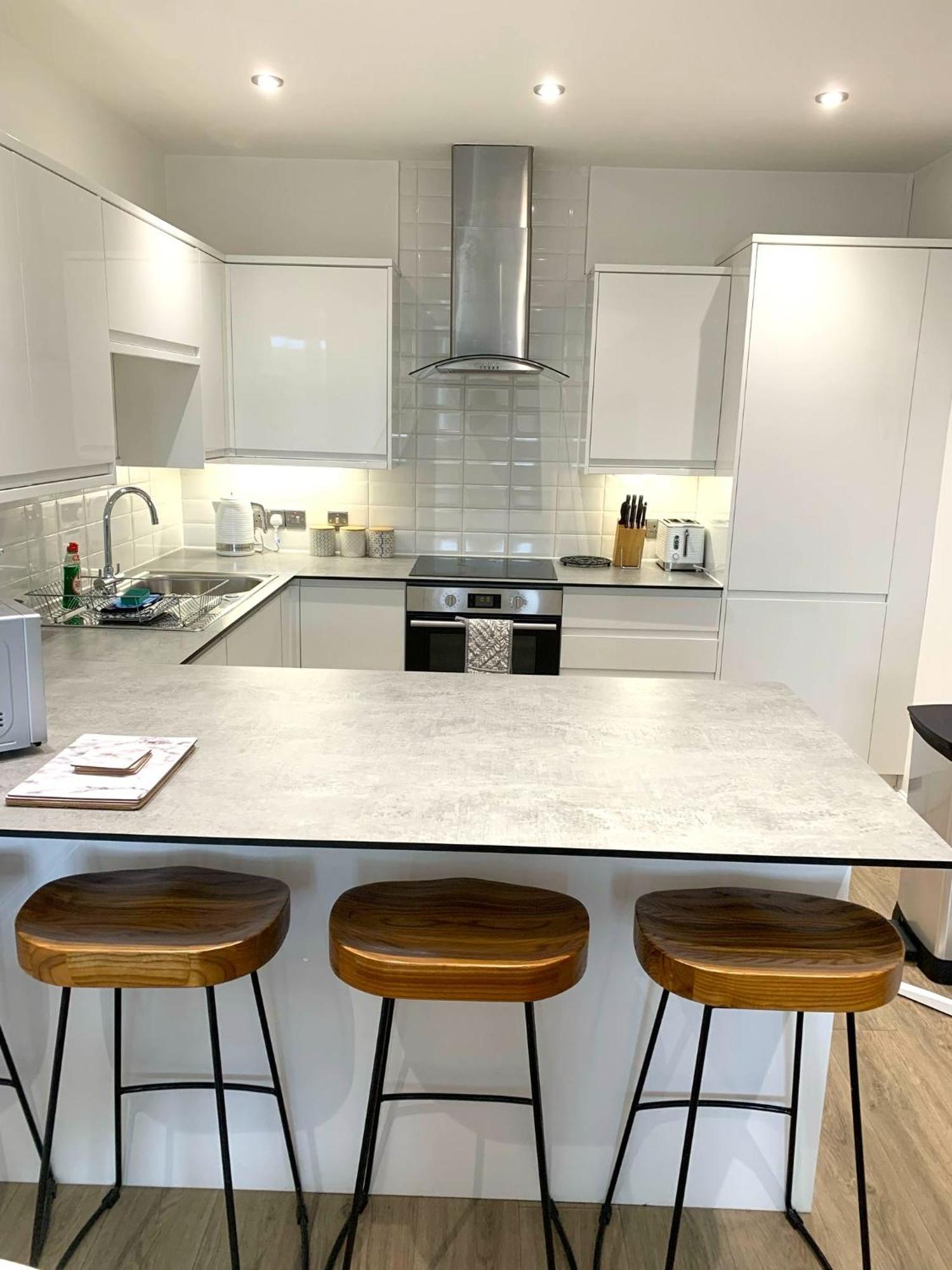 West Street Mews - Serviced Apartment