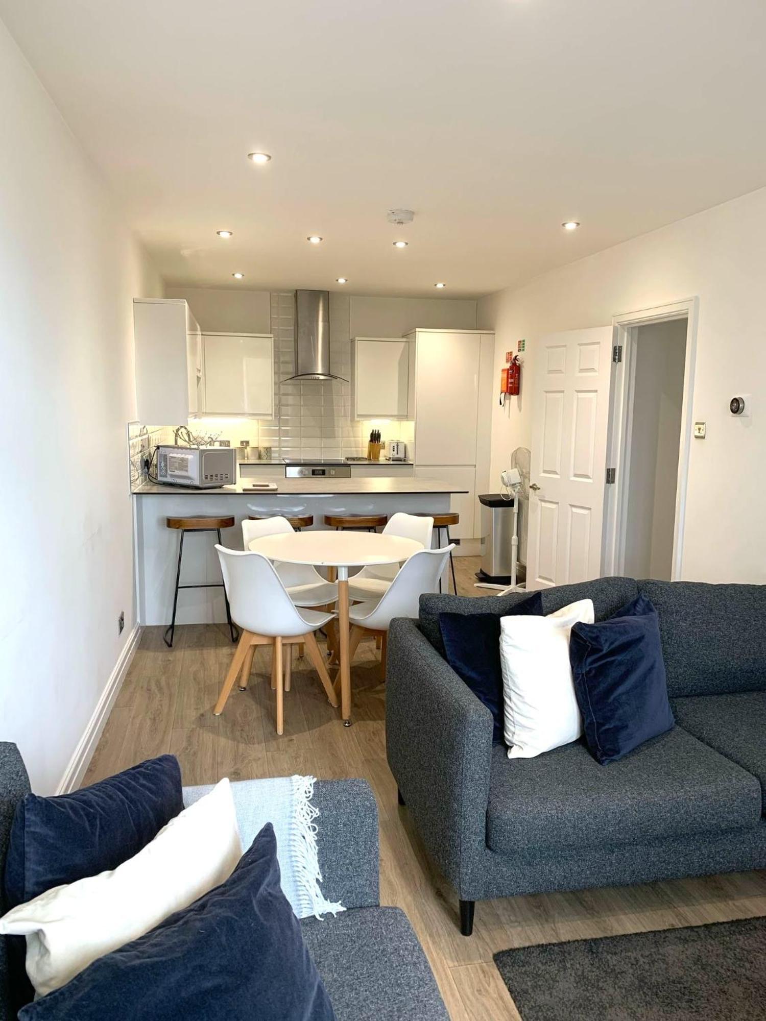 West Street Mews - Serviced * Exeter