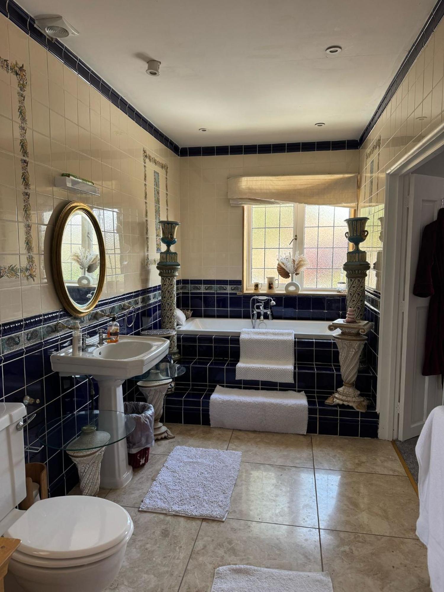 West Ave Bed & Breakfast Exeter