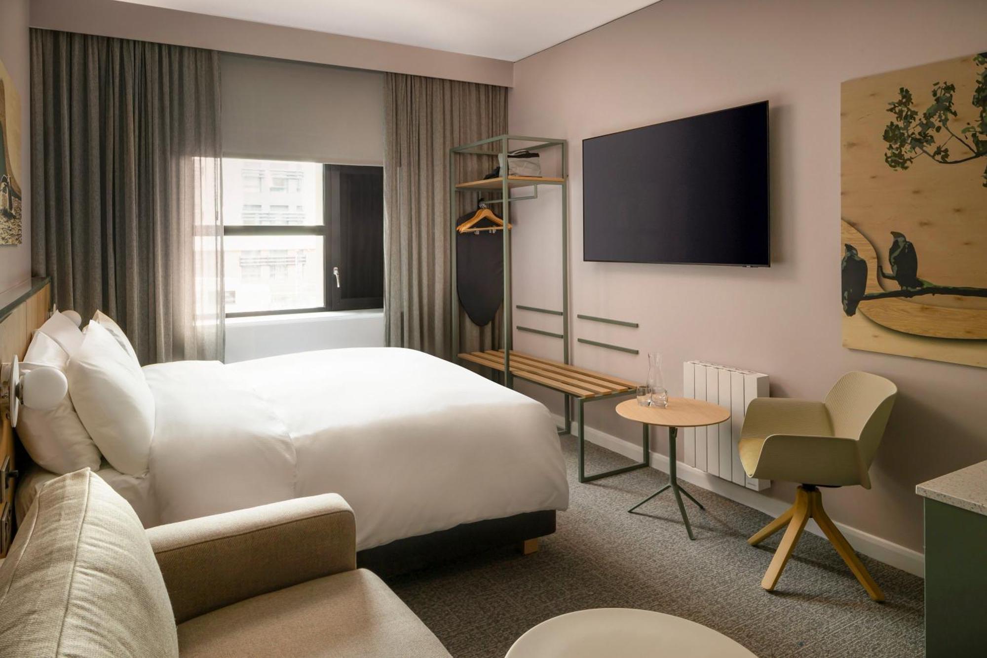 Voco Zeal Exeter Science Park, By Ihg 4* Clyst Saint Mary