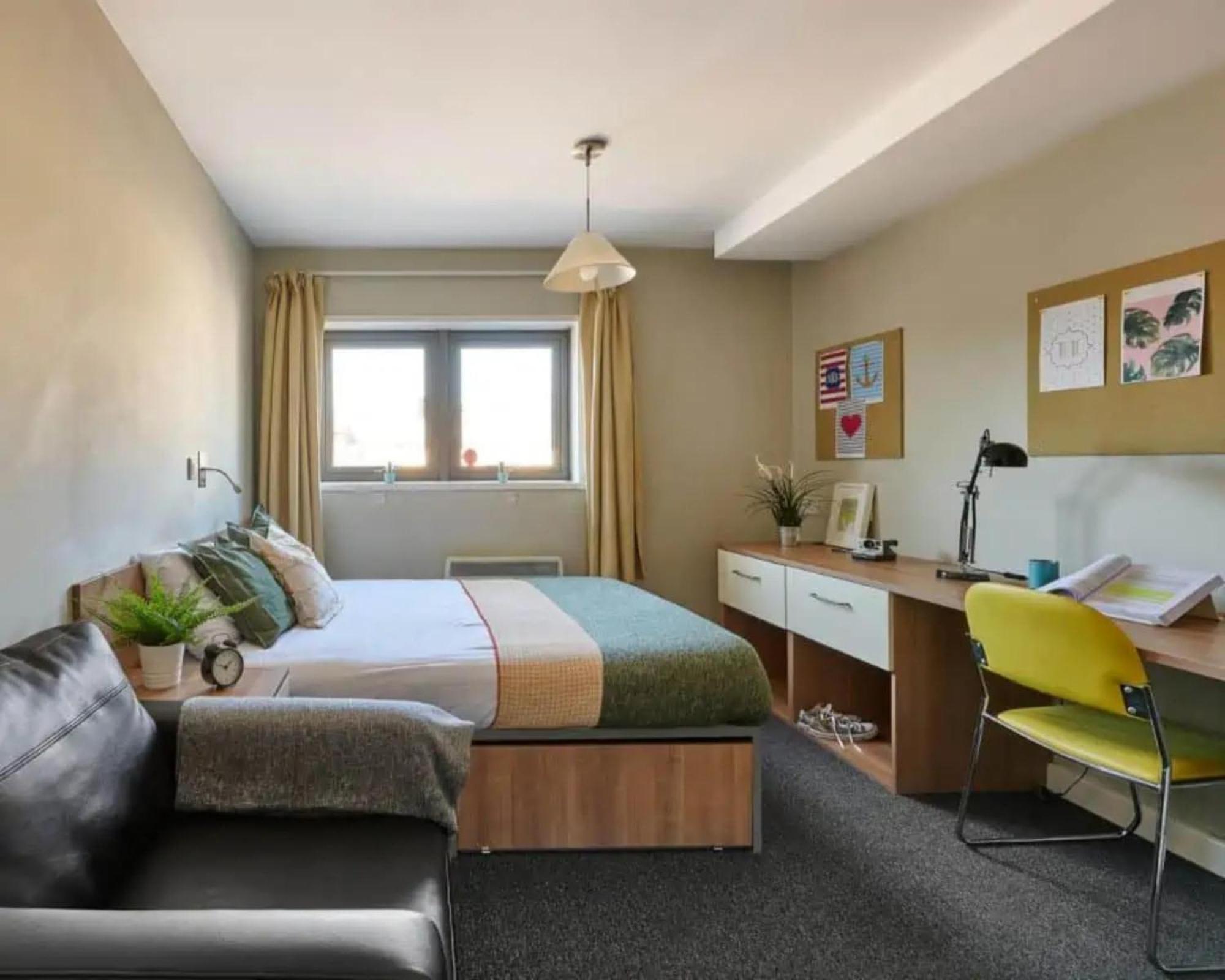 Apartment Cosy Ensuite Bedrooms At Trust House Near City Centre Exeter