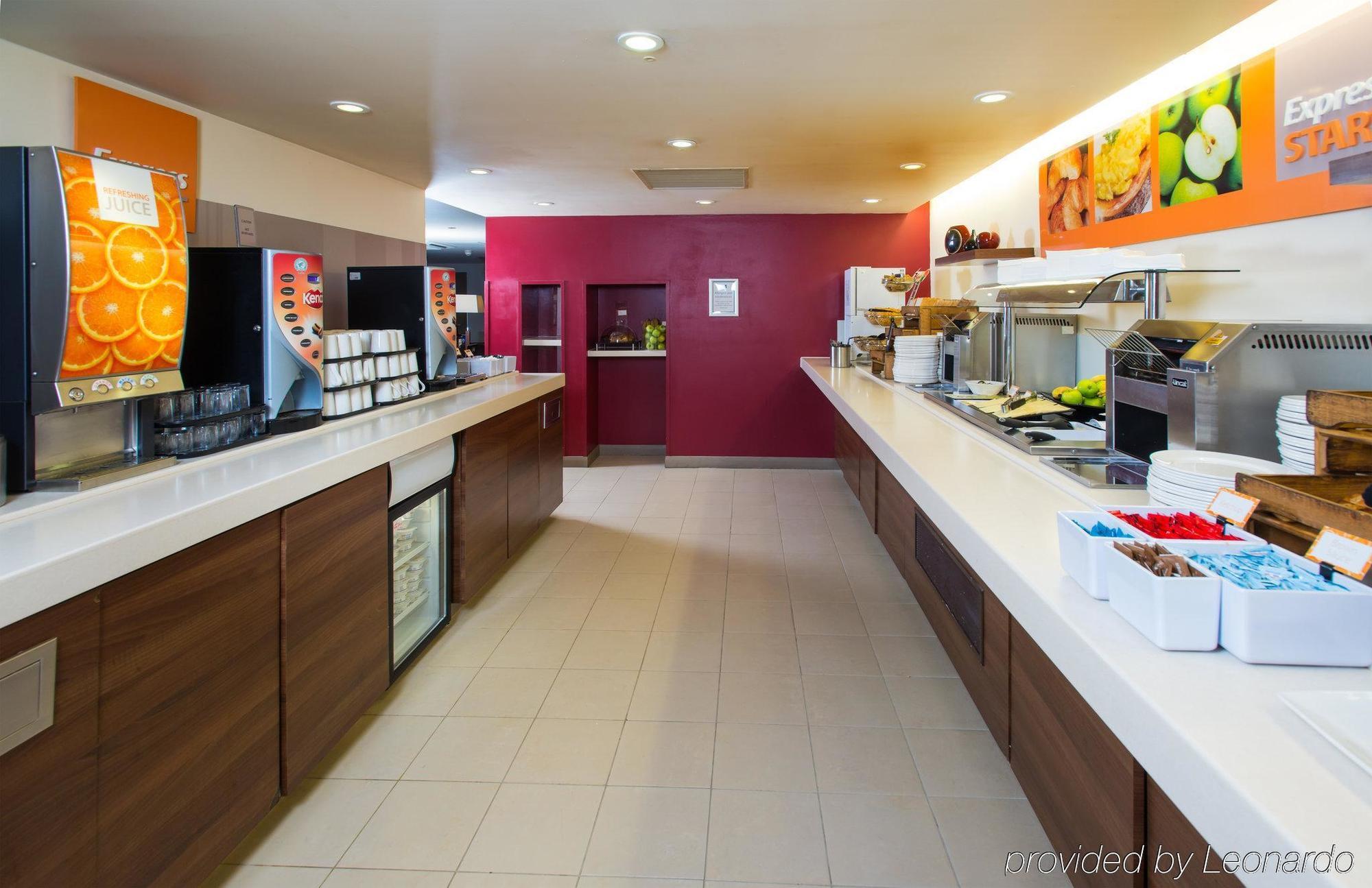 Express East By Ihg 3* Exeter