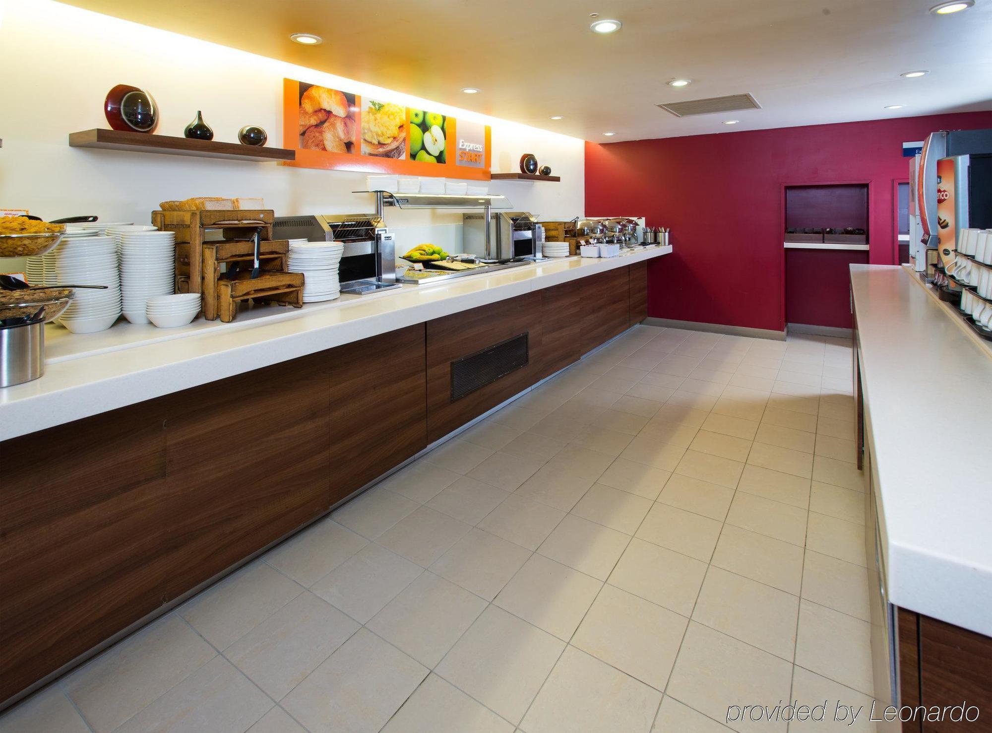 Express East By Ihg 3* Exeter