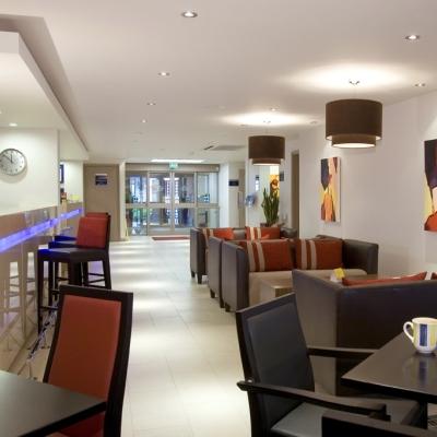 Hotel Express East By Ihg