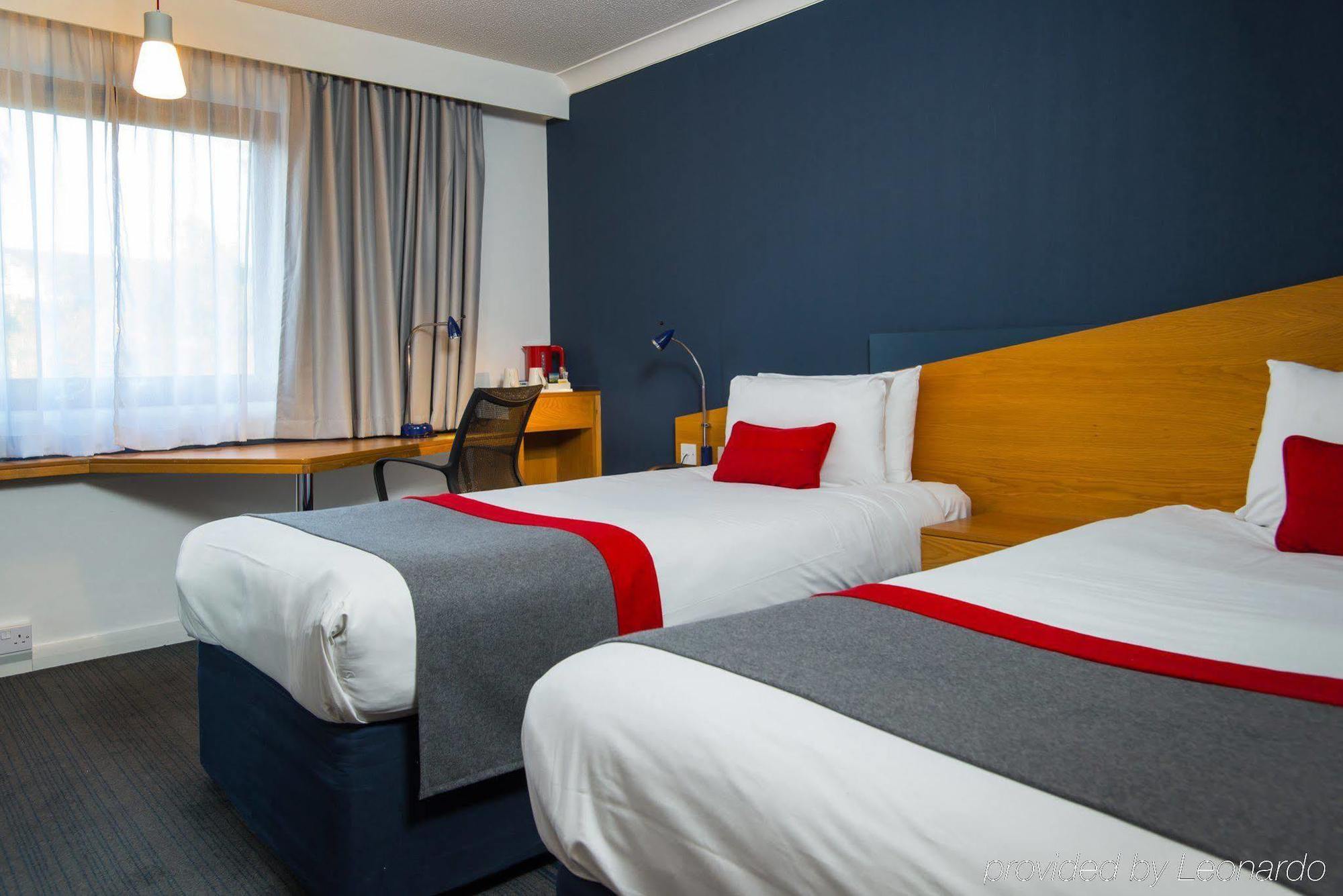 Hotel Express East By Ihg