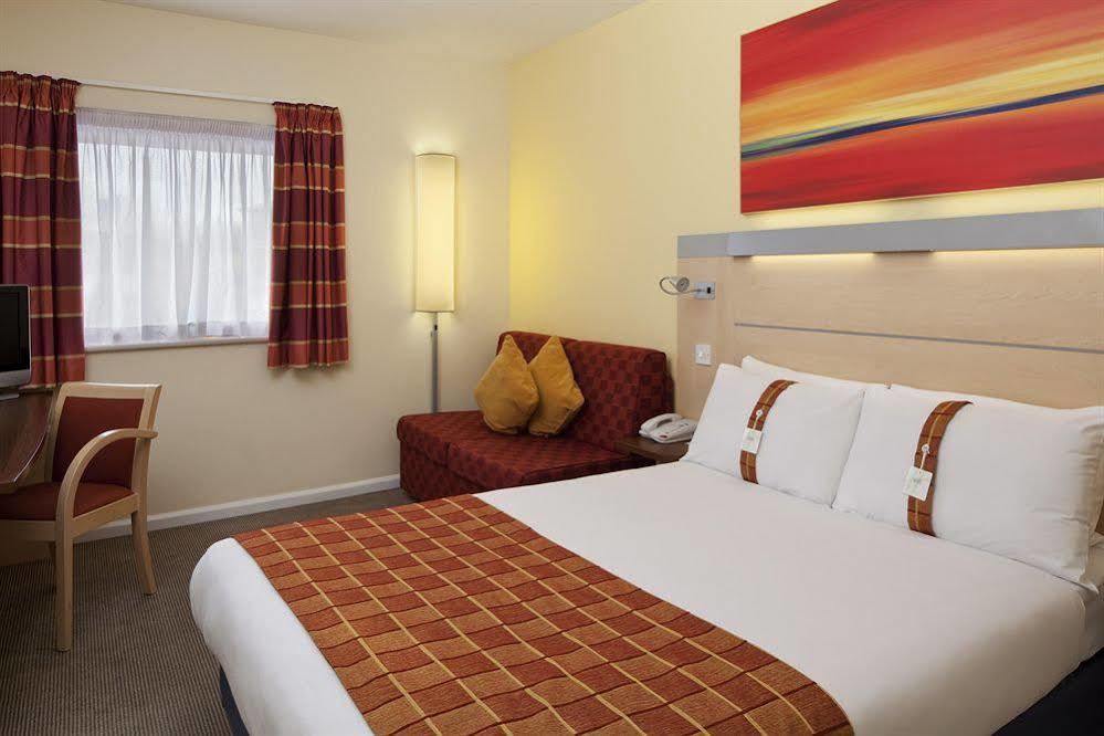 Express East By Ihg Hotel 3*