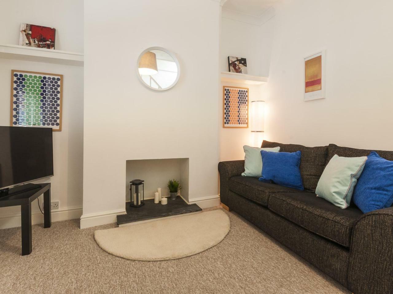 Holiday home Cecil House *