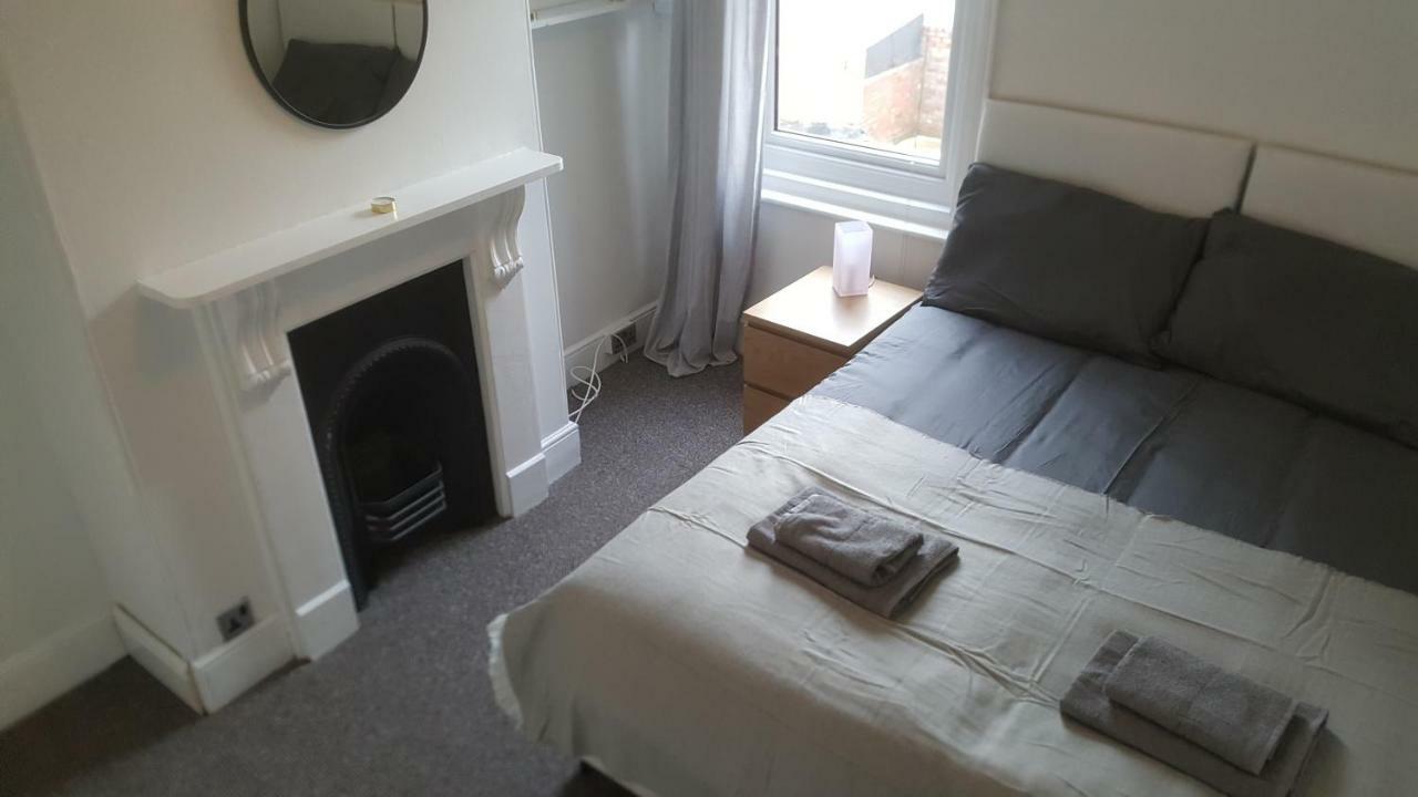 Victoria House Holiday home Exeter