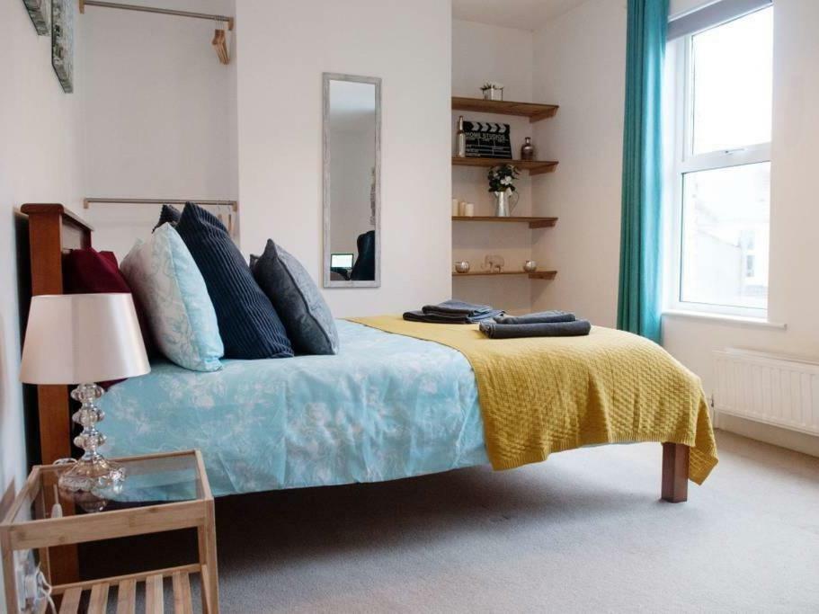 Noble House * Exeter