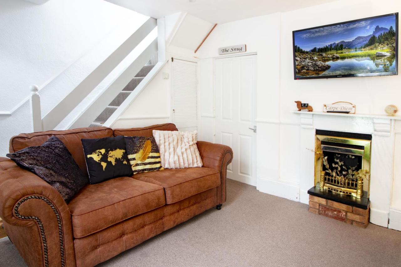 Modern Quirky 2 Min Walk - Shops Holiday home *
