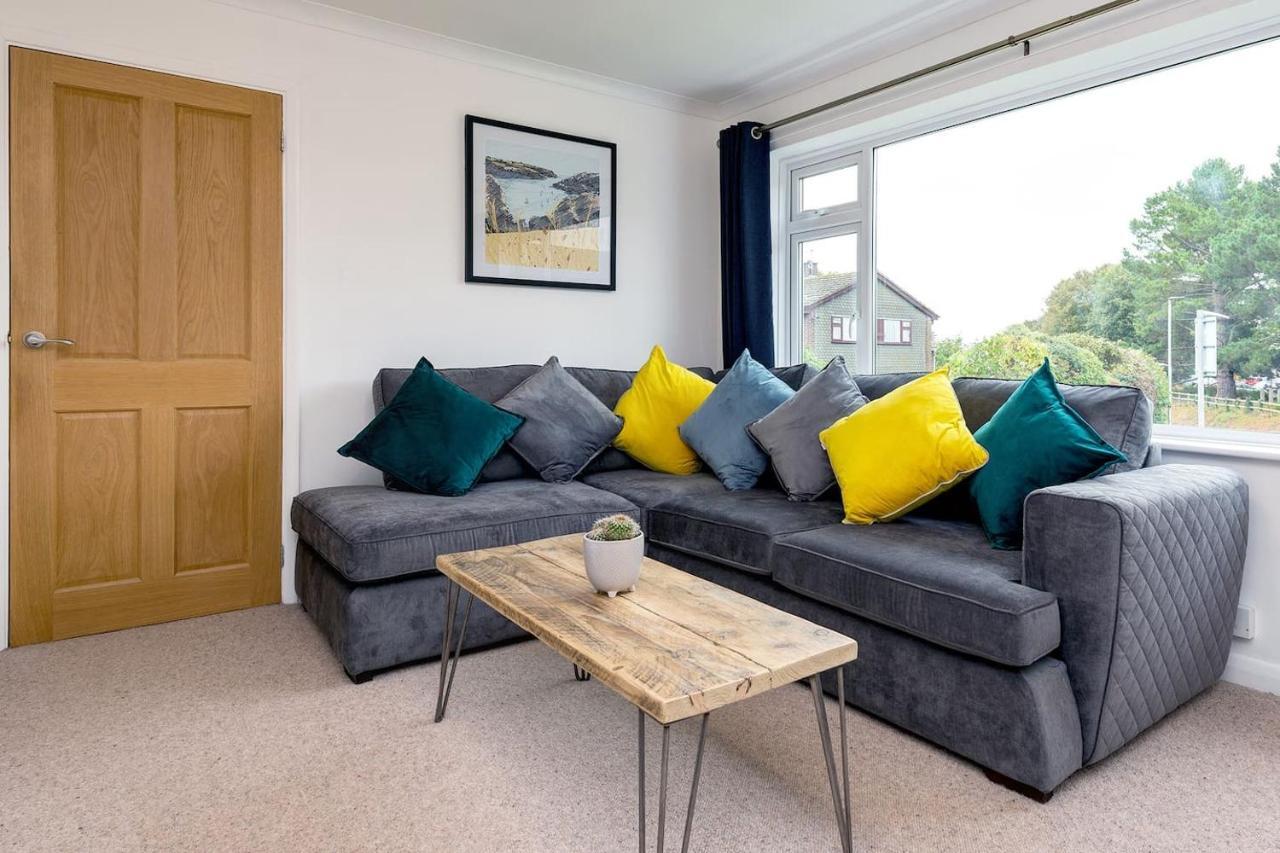 Luxury Detached 4 Bedroom House Apartment Exeter