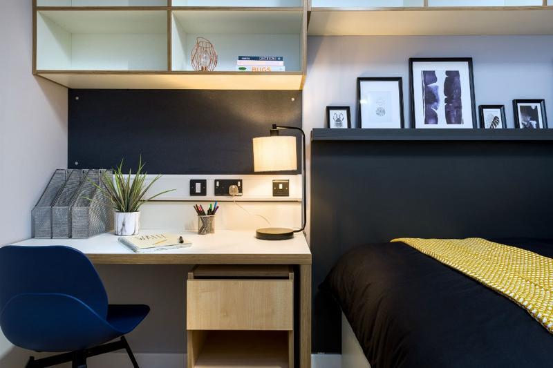 Brand New Modern Rooms, & - Sk