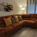 Comfortable 2 Bedroom House In Historic Exeter