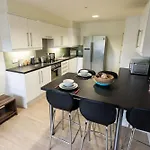 Zeni 5 Bed Apartment In Central Exeter