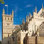 Ultra Modern Studio Apartment, In Central Exeter