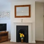 Cosy Cottage For Work Or Leisure, Rd&E 20Min Walk, Easy Access To City Centre