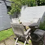 3 Bedroom Victorian House Close To City Centre
