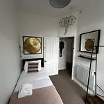 Nomi Homes*Exeter*City*Centre*Uni*Chiefs*Beaches
