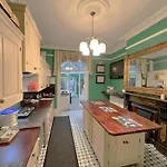 Melbury Rooms & Studios