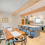Ohso Cabin