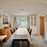 4 Bed Retreat With Balcony & Estuary Views