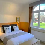 Melbury Rooms & Studios