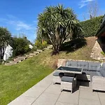 River Retreat Apartment Exeter - River Views & Parking