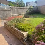 Light, Spacious & Simplistic 3 Bed Home
