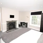 Number 18 Apartments