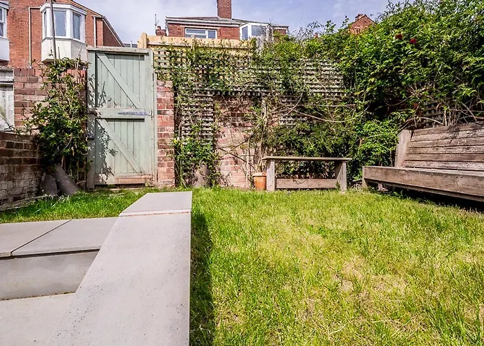 Pass The Keys Characterful 4 Bed Home In Central Exeter