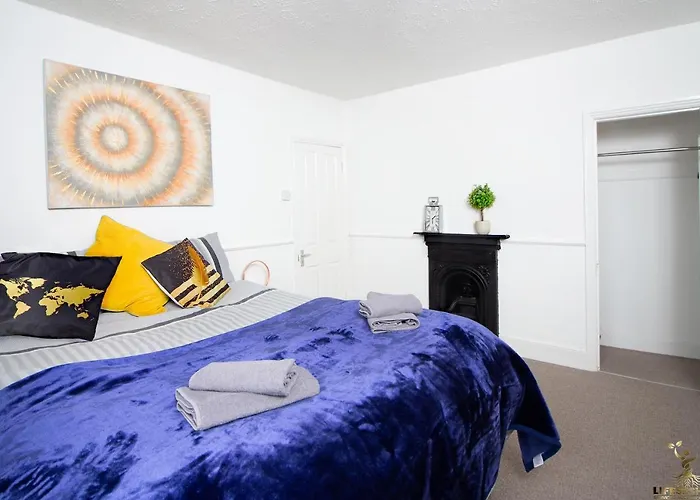 Modern Quirky Exeter City Cottage 2 Min Walk - Shops