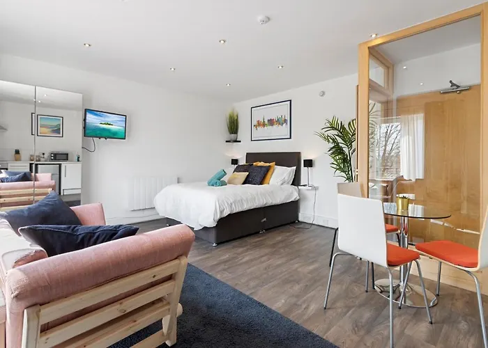 Exeter City Centre Apartments Stoop Apartment