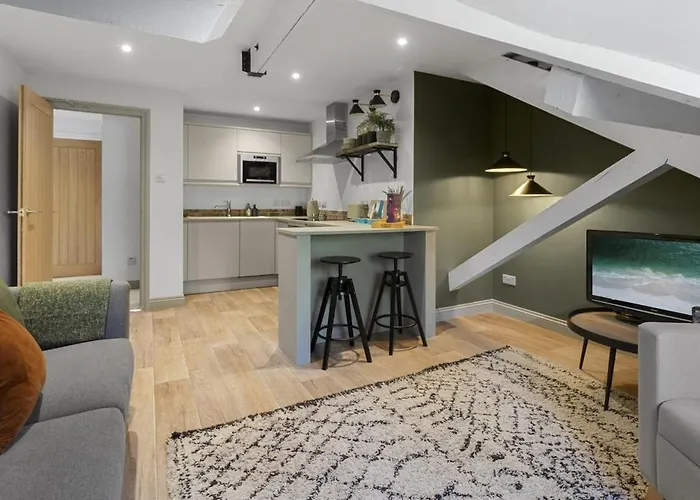 4A The Courtyard, City Centre Apartment, Exeter