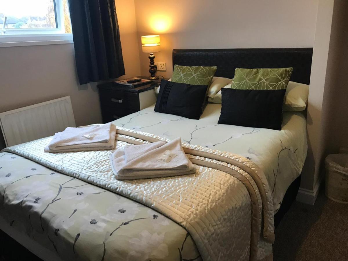 Braeside 3* Exeter