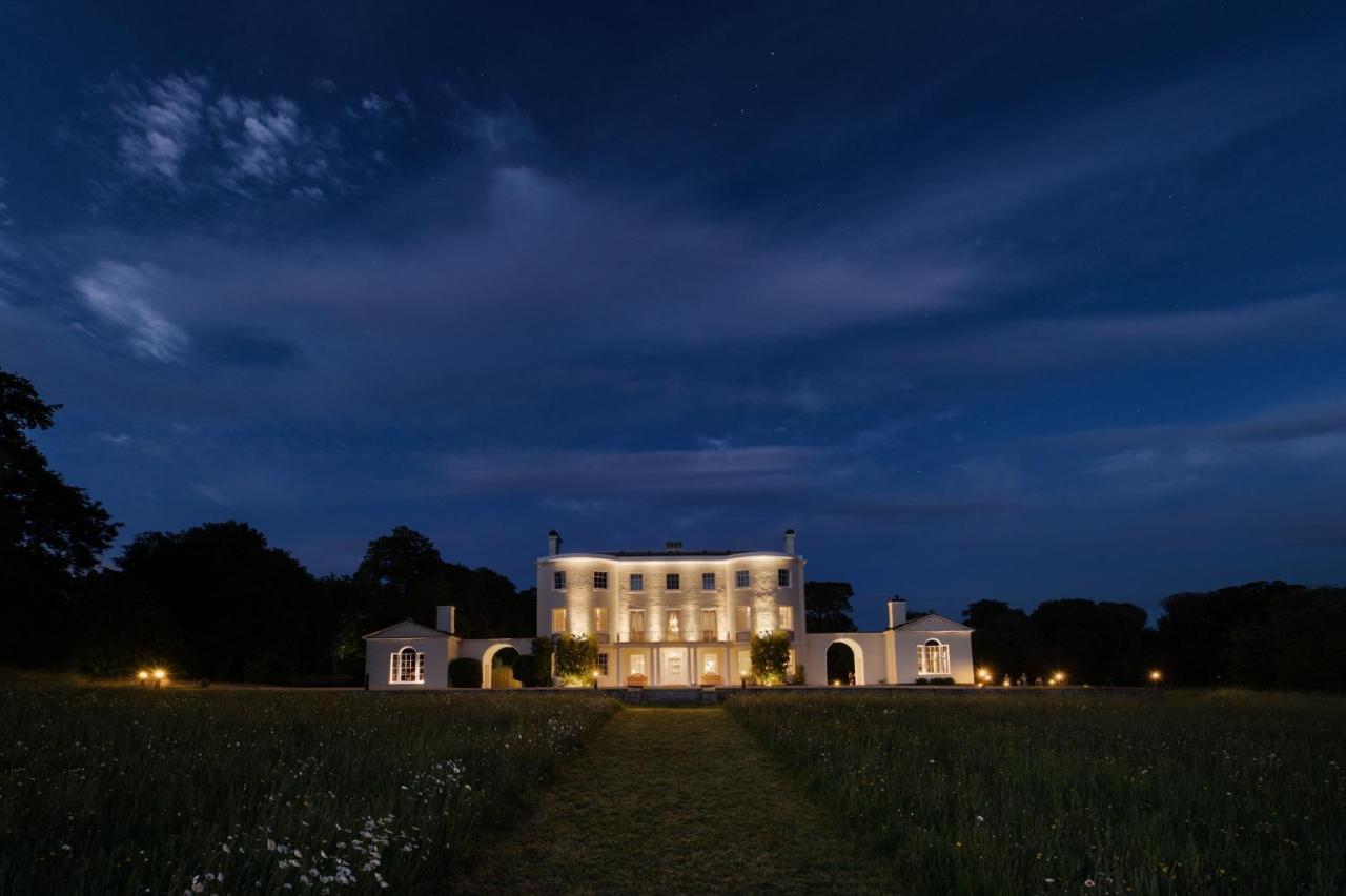 Rockbeare Manor - Country House *