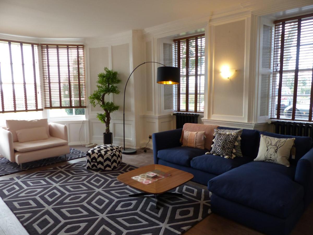 Mount Ebford House *