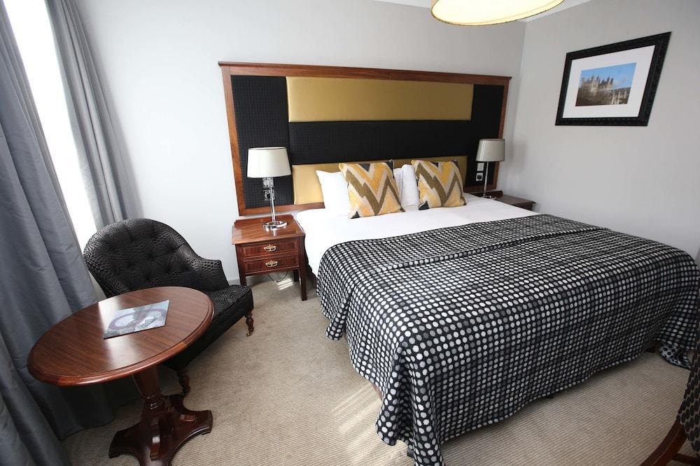 Mercure Southgate