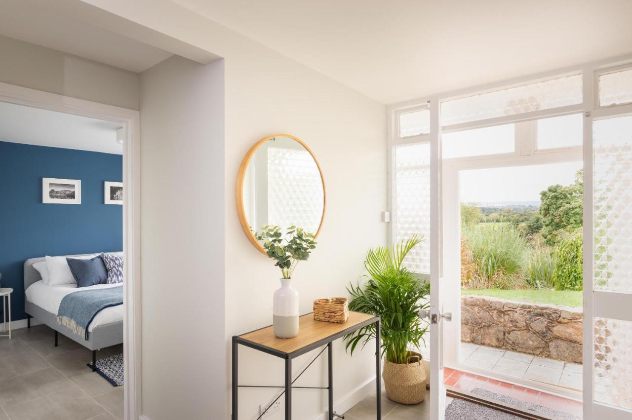 Apartment River Retreat - River Views & Parking Exeter