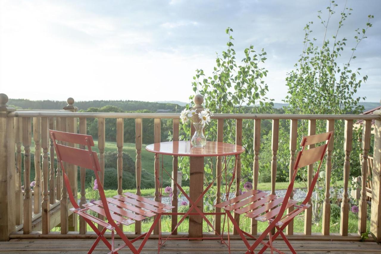 Chalet Windsor Lodge, Huntsland Farm Lodges *