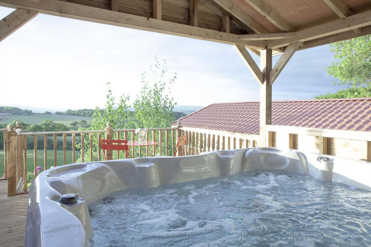 Windsor Lodge, Huntsland Farm Lodges