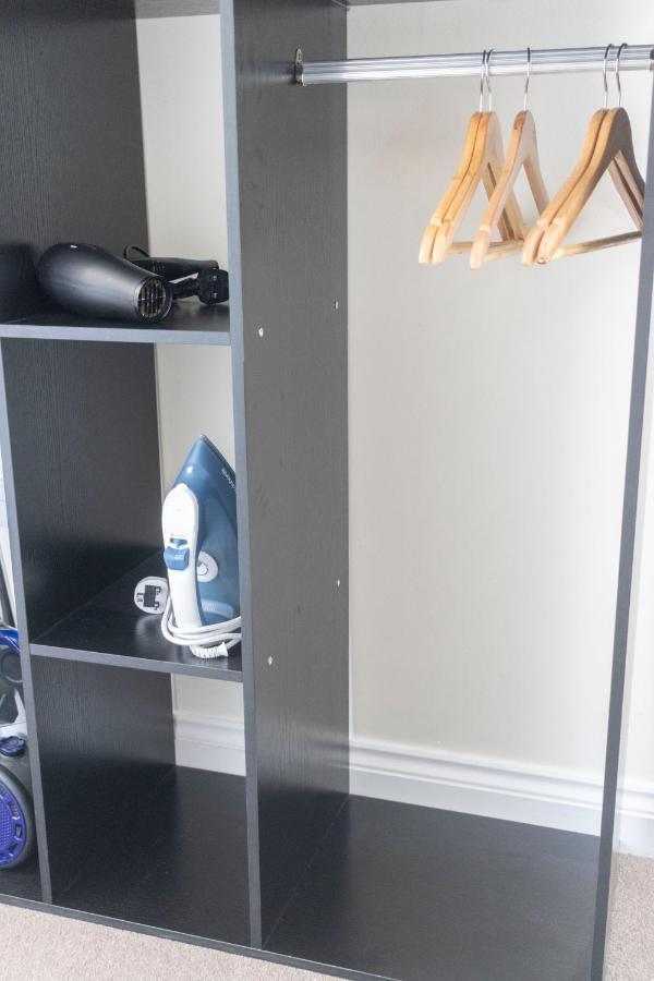 Opp Br - Contractors City, M5 Link, Sowton, Free Parking&wifi *
