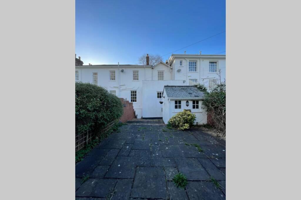 Casa de férias Nomihomes-otis House-free Parking X 2-central -10ppl