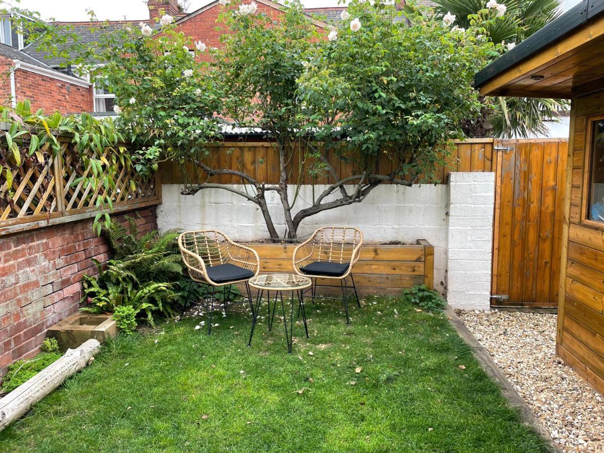 Nomi Homes - Powderham - - Uni - Free Parking - Hébergement de vacances *