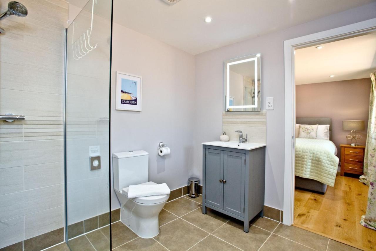 Oak Lodge, South View Lodges, Exeter