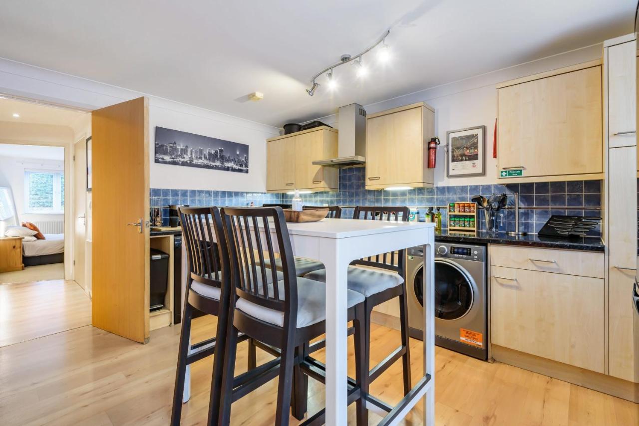 Holiday home Stylish 2 Bedroom Apartment, Exeter, Parking On Site Exeter