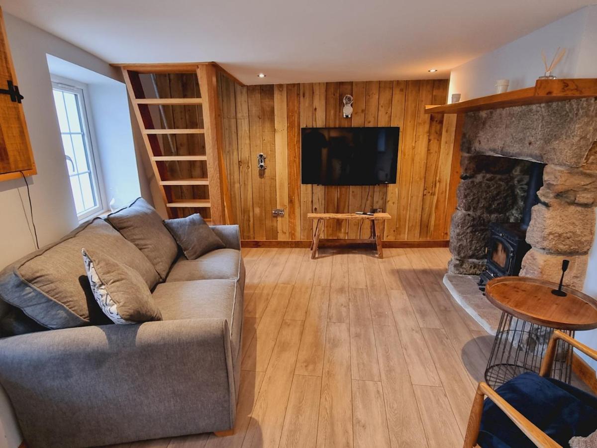 Holiday home Pass The Keys Charming 19th Century Country For 2 Guests