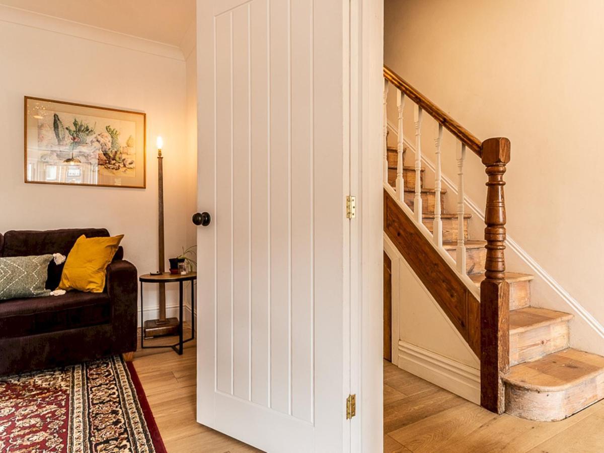 Pass The Keys Characterful 4 Bed In Central Exeter