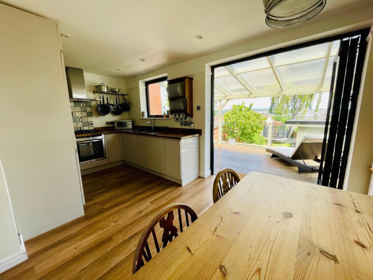 Detached House In With Stunning View Holiday home Exeter
